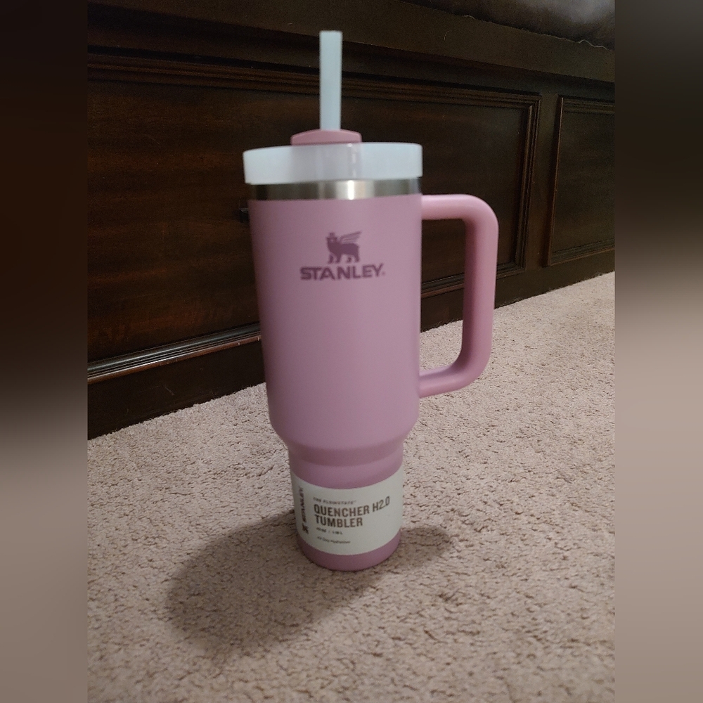 Stanley Lilac Quencher H2.0 Tumbler